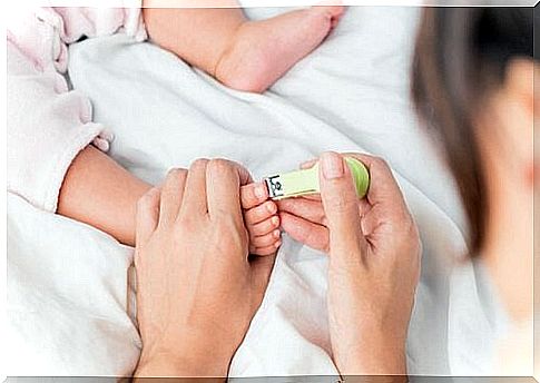 Your baby's nails: nail clippers