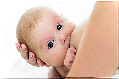 The first eye contact while breastfeeding with your baby in your arms