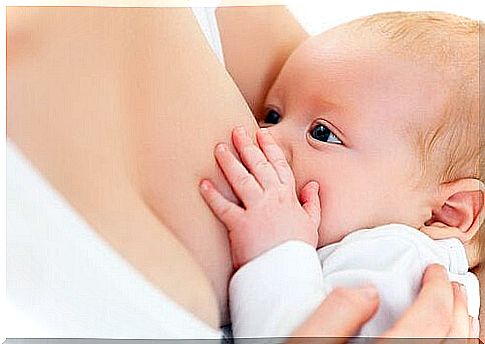 The best breastfeeding positions for you and your baby